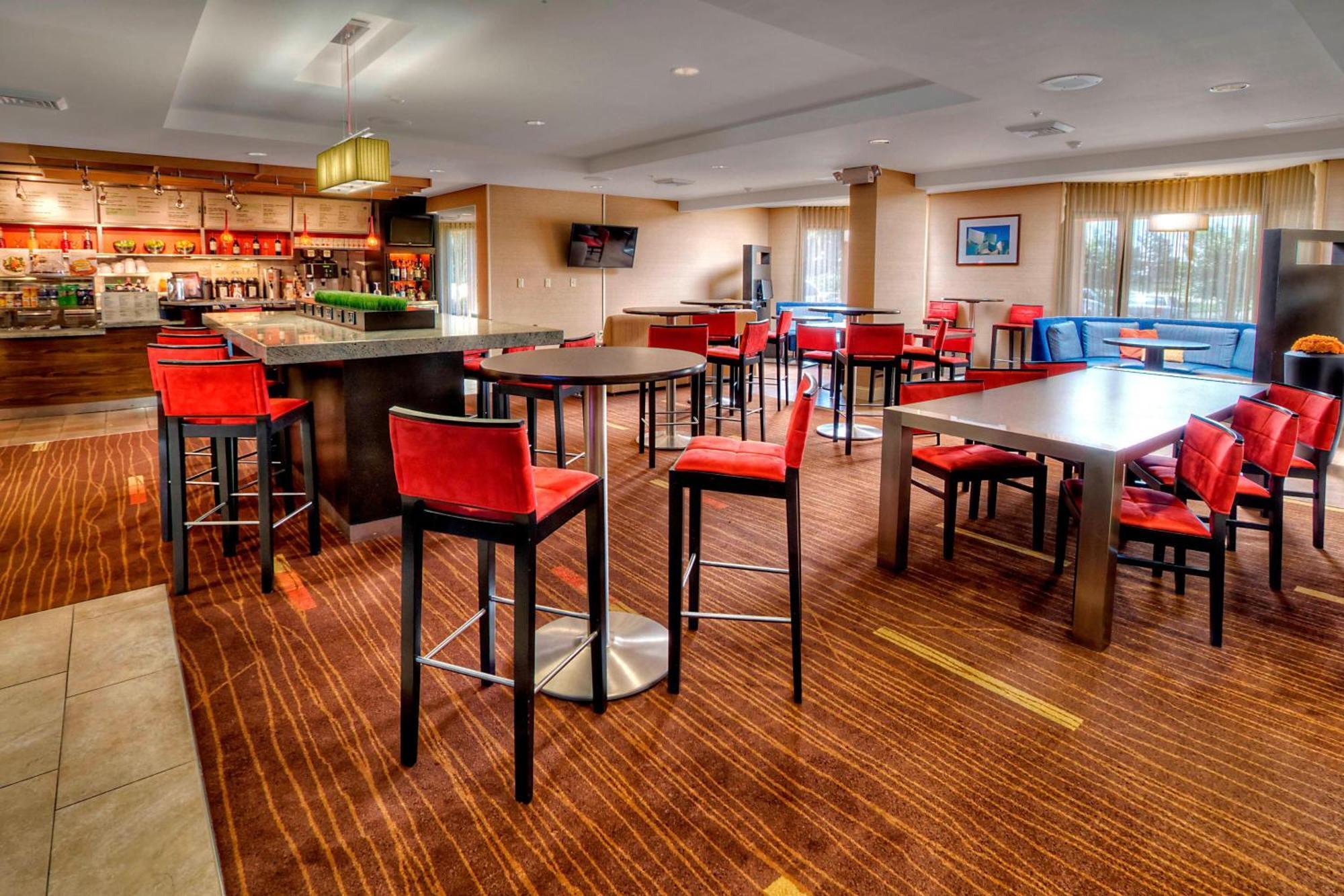 Hotel Courtyard By Marriott Burlington Extérieur photo